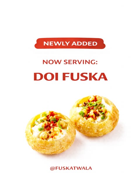 Two pieces of Doi Fuska topped with yogurt, chickpeas and spices